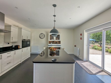 Manor House Nestled in 8 Hectares