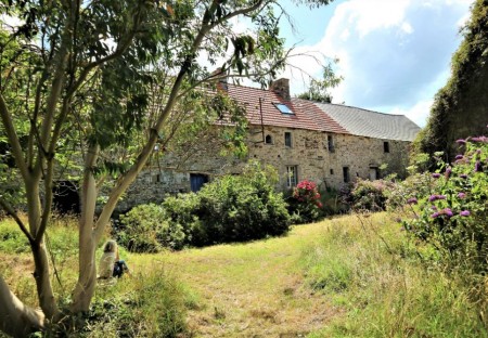 Original Normandy Cotentin 1770 farmhouse 10 mins from the sea. Video available