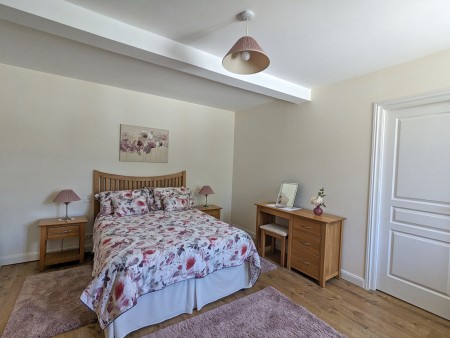 Manor House Nestled in 8 Hectares