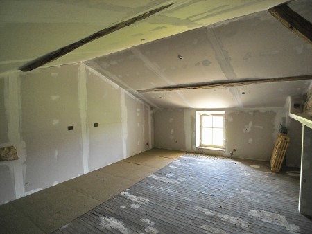 Manor House Nestled in 8 Hectares