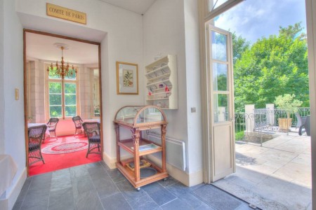 Magnificent Chateau with Parkland Landscaped Grounds