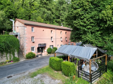 Boutique Spa Hotel / B&B with Owners Apartment and 7200m2 of Land