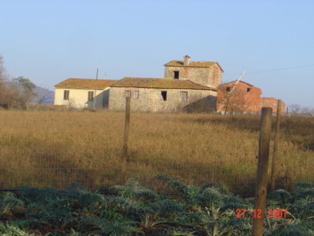 One of the Few Remaining Leopoldina Farmhouses Left in Tuscany (To Restore)