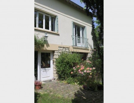 Pretty House near Versailles