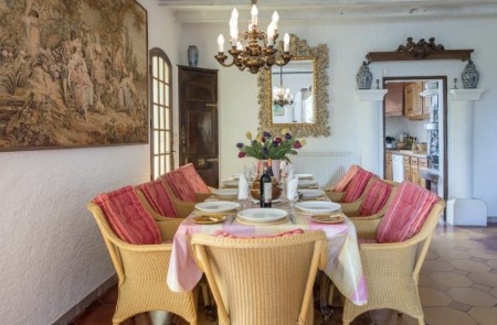 Stunning Hilltop Villa with Pool and Guest Gite