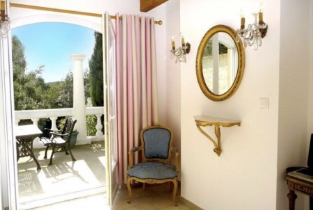Stunning Hilltop Villa with Pool and Guest Gite