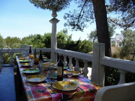 Stunning Hilltop Villa with Pool and Guest Gite