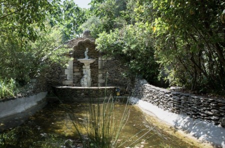 Stunning Hilltop Villa with Pool and Guest Gite