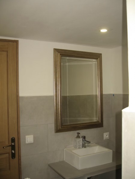 Beautiful Apartment By a Lake with Income Stream