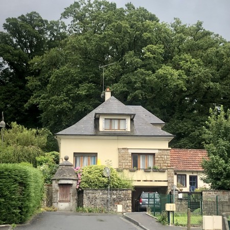 Home with Guest Gite Income in Tranquil Village