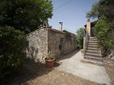 Detached Countryside Villa For Sale