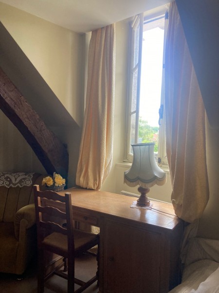 Magnificent Chateau with Parkland Landscaped Grounds