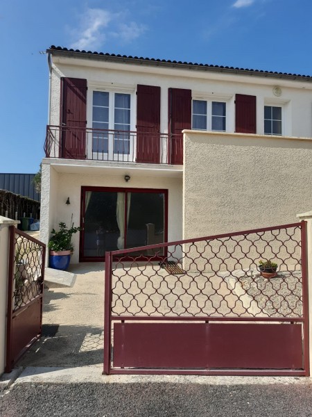 Lovely Late 1970's House with Garden